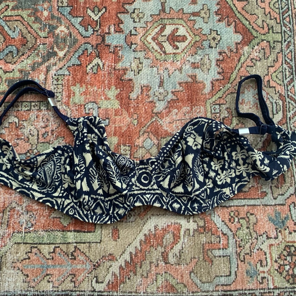 Bathing suite top
